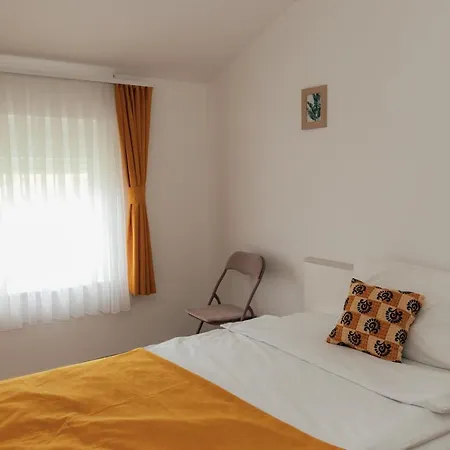 Bed and Breakfast Restoran I Sobe Savic à Krnjak Extérieur photo